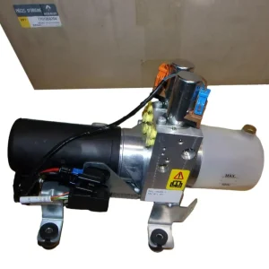 Motor Nový originál 7701058204 Renault Megane 2 CC Ihned K Objednání