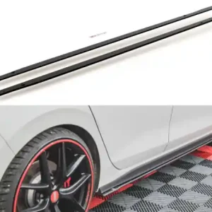 Kup Teď Maxton Design Zesílené prahové lišty Racing VW Golf VIII GTI - černá VWGO8GTICNC-SD1B