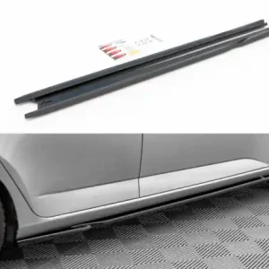 Přímo Od Výrobce Maxton Design Prahové lišty Škoda Fabia Mk3 - černý lesklý lak SK-FA-3-SD1G