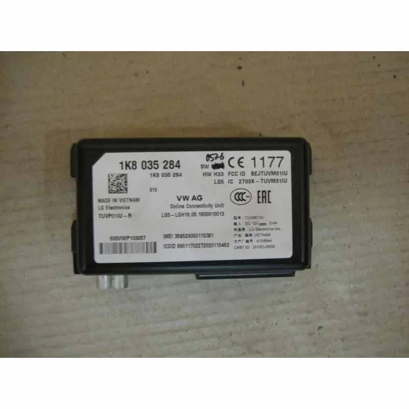 řídící jednotka služeb online VAG1K8035284 Akční Nabídka