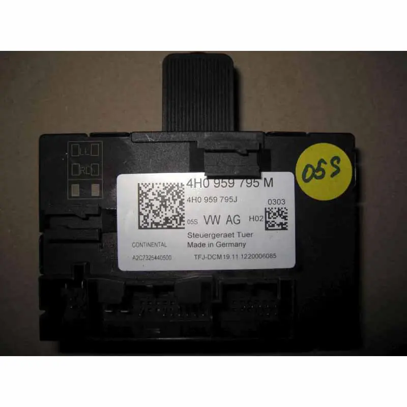 Akční Cena řídící jednotka zadních dveří VW Touareg 7P04H0959795M