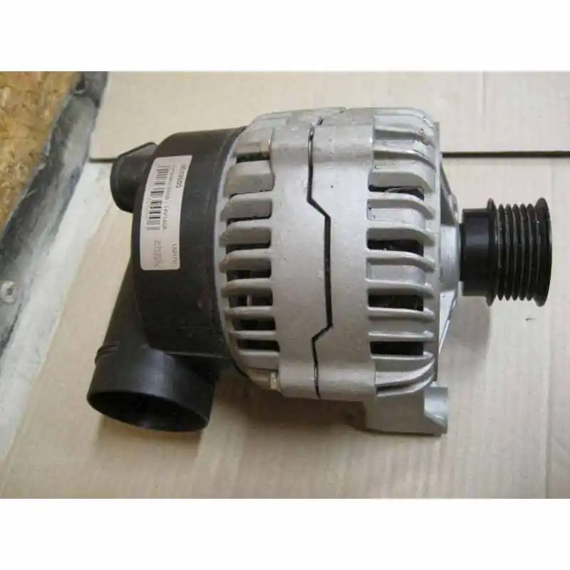 Sleva alternátor BMW 14V 140A 9039000L0211UAU12004720