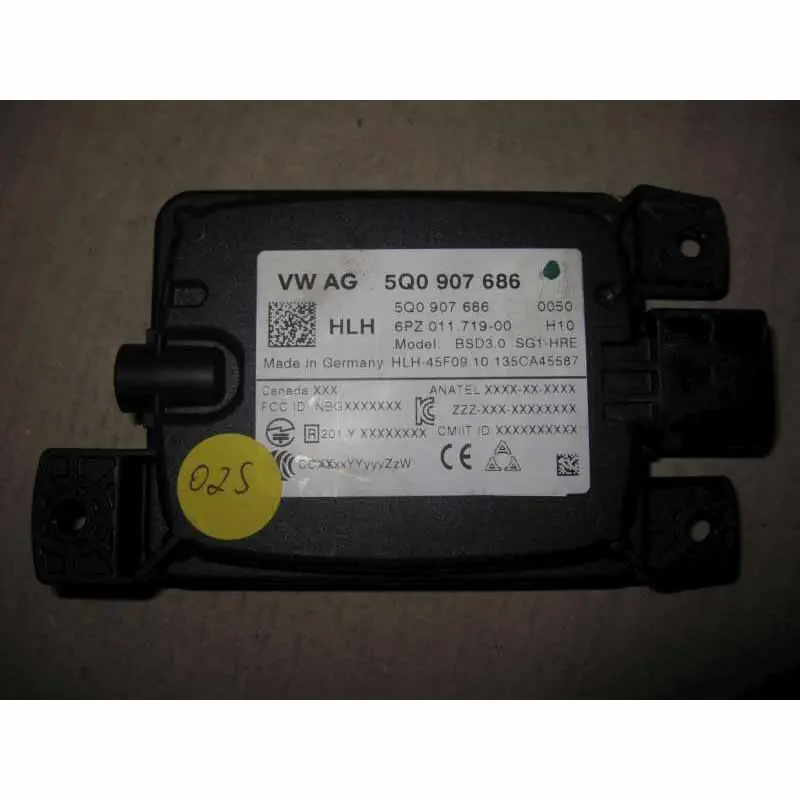 Bezpečná Platba řídící jednotka hlídání mrtvého bodu pravá MASTERVW Golf Sportsvan5Q0907686