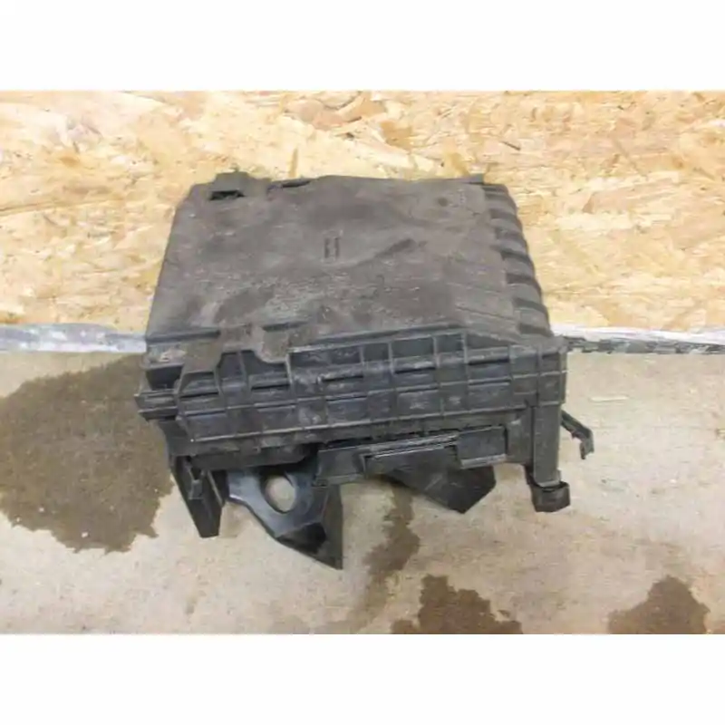 Akční Nabídka pojistková skříň ŠKODA Yeti 5L01K0937118