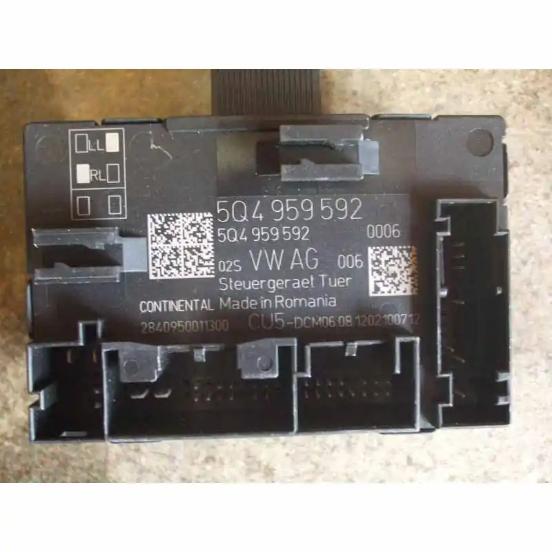 Top Prodej řídící jednotka dveří přední pravá ŠKODA Octavia III 5E05Q4959592