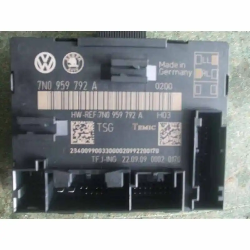 Dokud Zásoby Vydrží řídící jednotka dveří přední pravá ŠKODA Superb II 3T07N0959792A