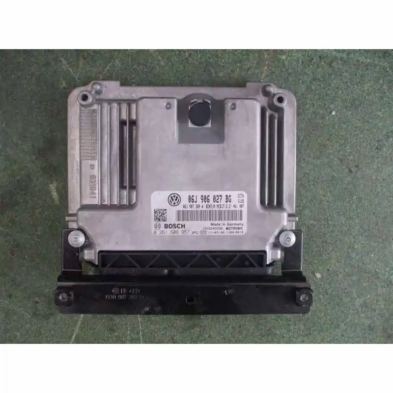 řídící jednotka motoru VAG06J906027BG Speciální Cena