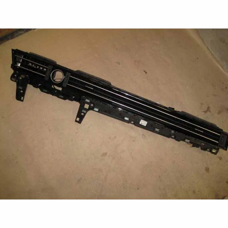 výdechy ventilace (středový + pravý) VW Passat B8 3G03G1858416C Sleva