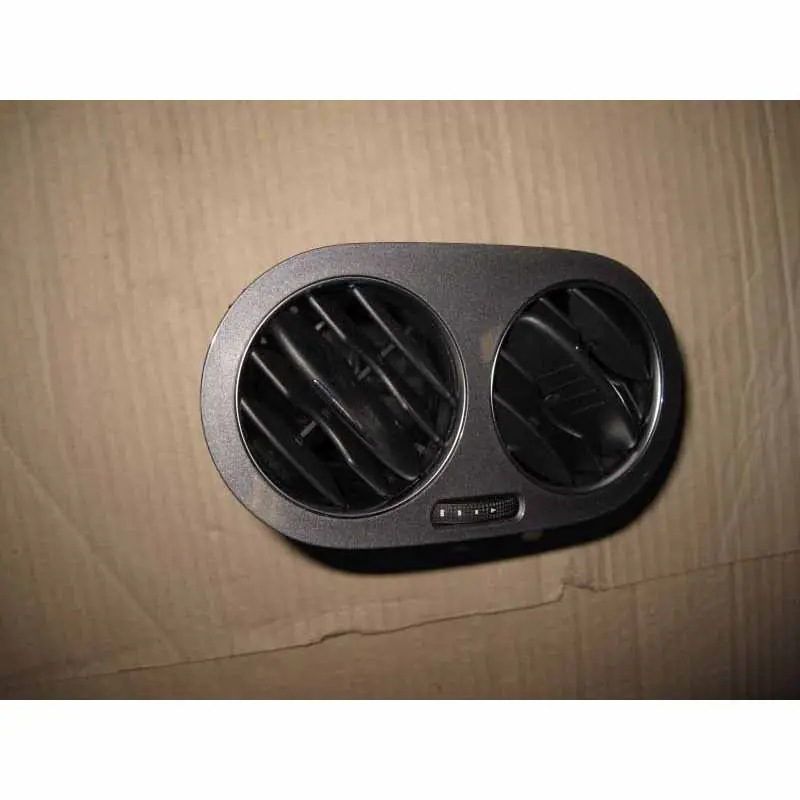 výdech ventilace levý VW Tiguan 5N0 lift5N0819703C Cenově Výhodný