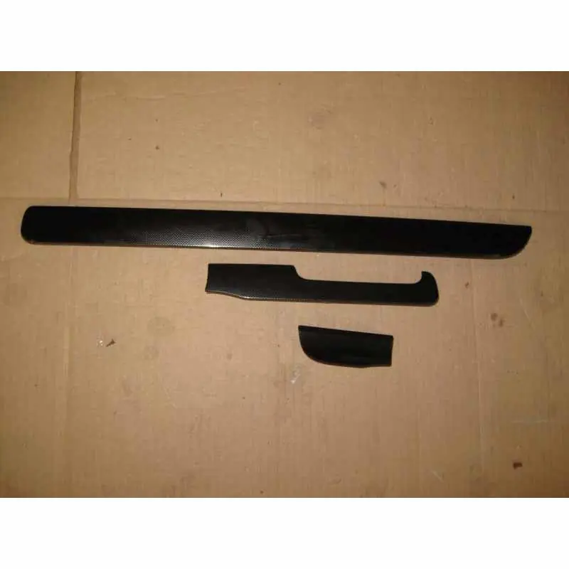 Autentický dekorace palubní desky VW Golf VI 5K05K1858417 - poškrábaný