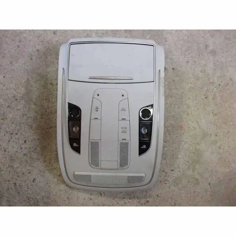 Značkový stropní světlo přední AUDI A8 4H04H0947135