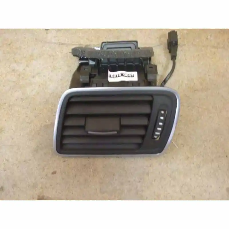 výdech ventilace levý VW Passat B7 3AA3AB819701A Rychlé Dodání