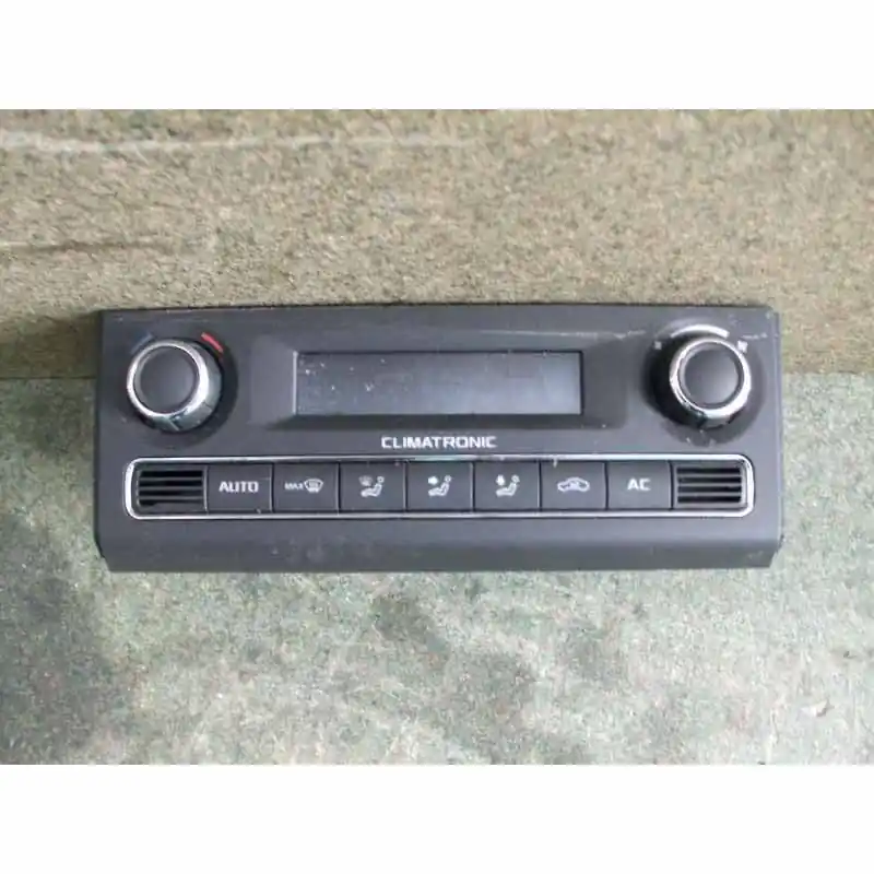 Akční Nabídka klimatronic ŠKODA Fabia II lift 5J05J0907044C