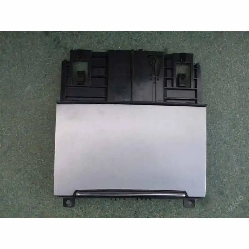 Cenová Bomba popelník AUDI A6 011 4G0