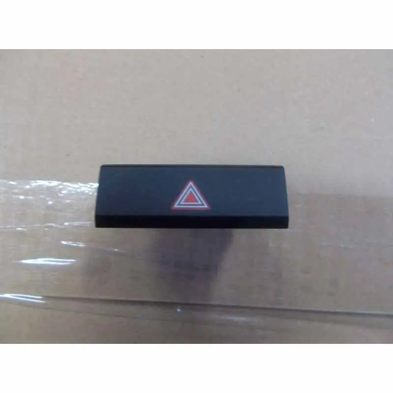 spínač výstražných světel VAG7P6953509A Nová Kolekce