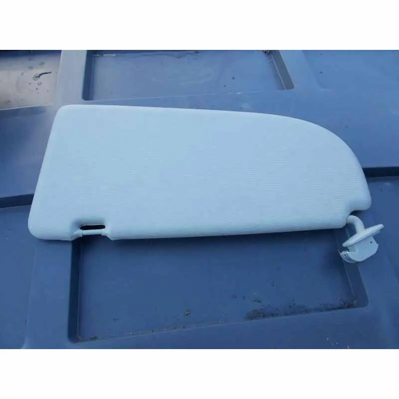 sluneční clona pravá VAG2K0857552BLB4 Akční Cena