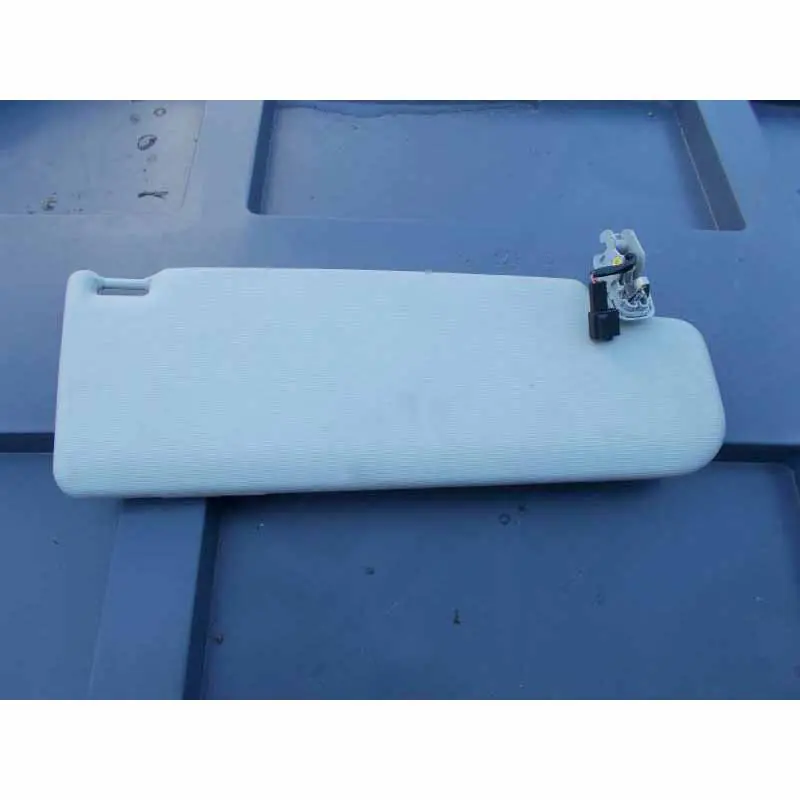 sluneční clona levá VAG1K8857551A2F4 Akce