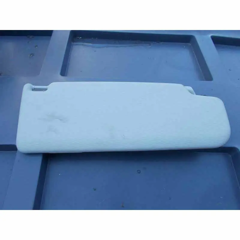 sluneční clona levá VAG1K0857551N2F4 Oblíbený