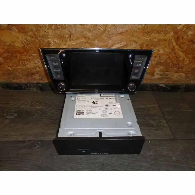 Hit Sezóny rádio (řídící jednotka pro multimédia a display) ŠKODA Fabia III 6V06V09196045Q0035820