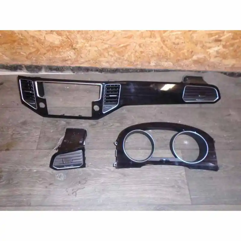 Akční Nabídka dekorace palubní desky + výdechy ventilace VW Golf Sportsvan 510517819703517858061C