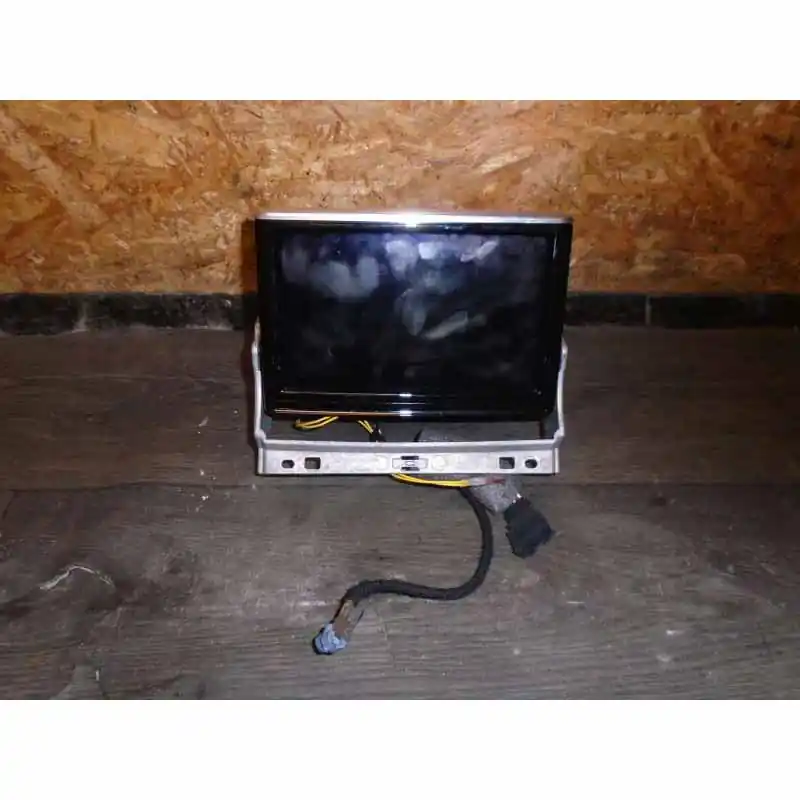 Zlevněný display AUDI A8 4H04H0857273