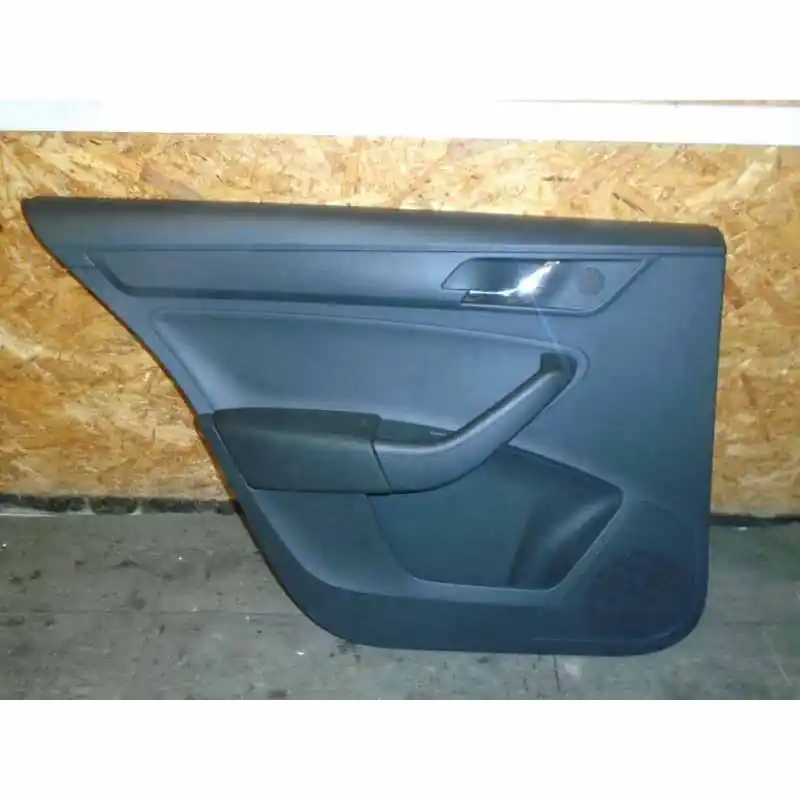 Autentický tapecírunk dveří zadní levý ŠKODA Rapid 5JA sedan