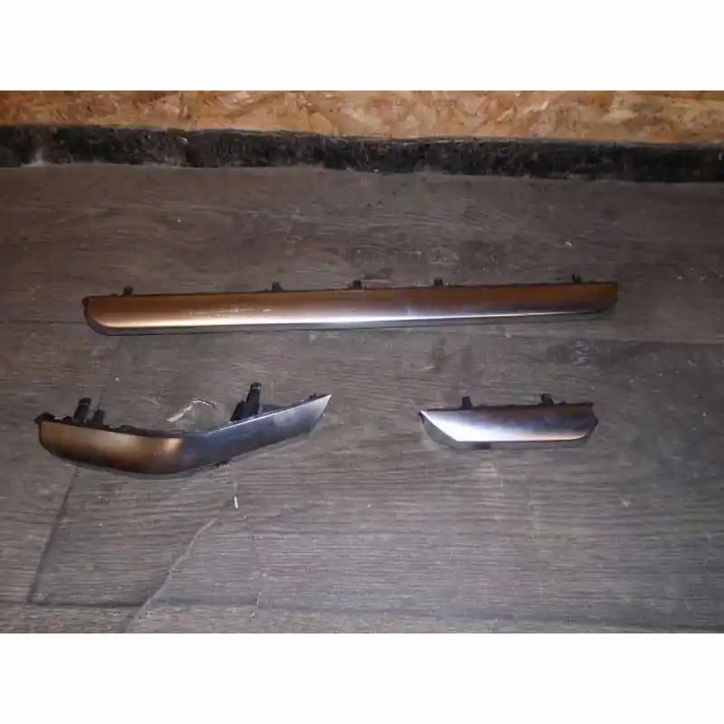 dekorace palubní desky ŠKODA Karoq 57A57B858418B57B858415B57B858417B3Q7 Aktuální