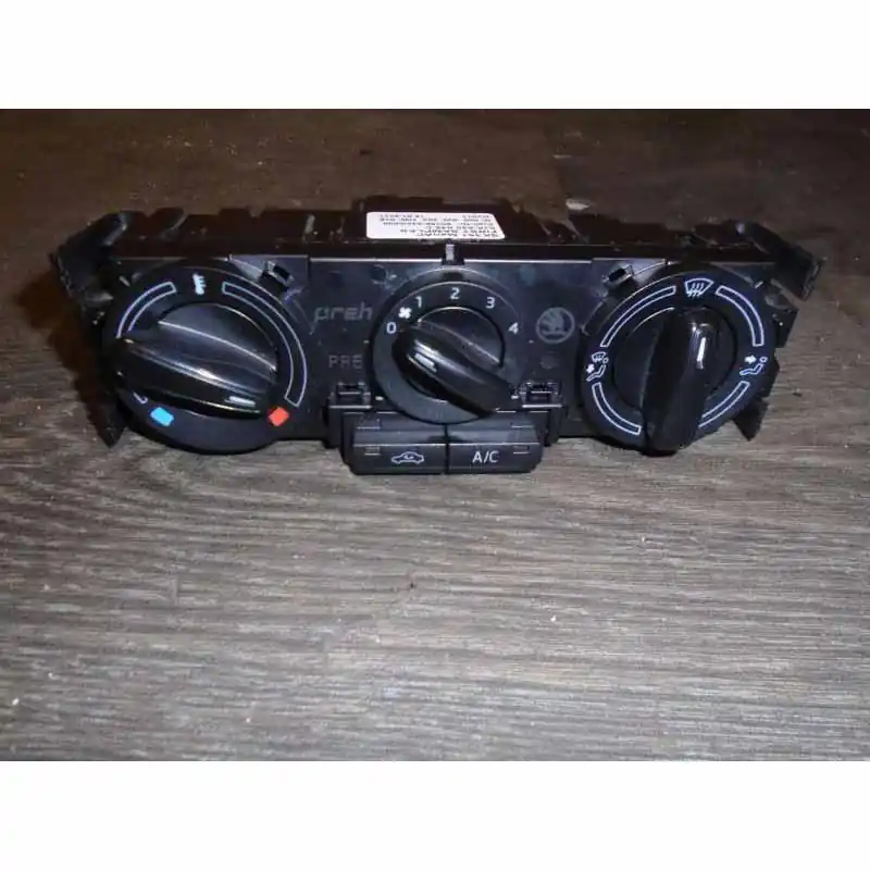 Značkový ovládání topení a klimatizace ŠKODA Rapid 5JA lift5JA820045C