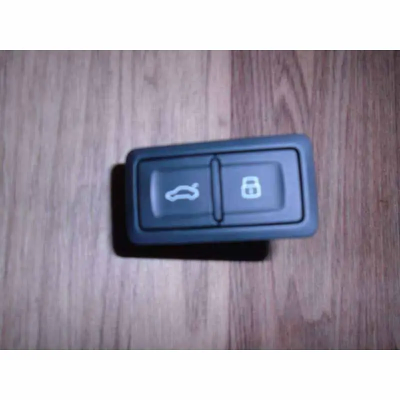 Výhodná Nabídka spínač otevírání zadních pátých dveří AUDI Q2 GA4G0959831D5PR