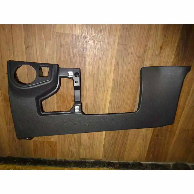 část palubní desky VW Polo VI 2G02G1858365D82V Vrácení Zdarma