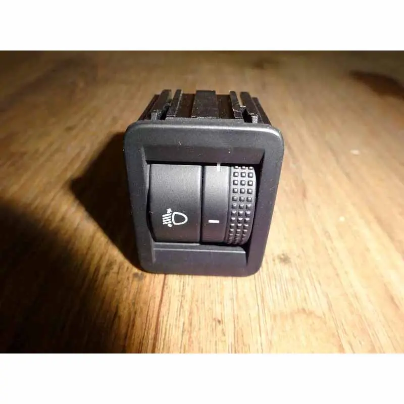 regulátor osvětlení SEAT Arona 6F96F9941333WHS Must-Have