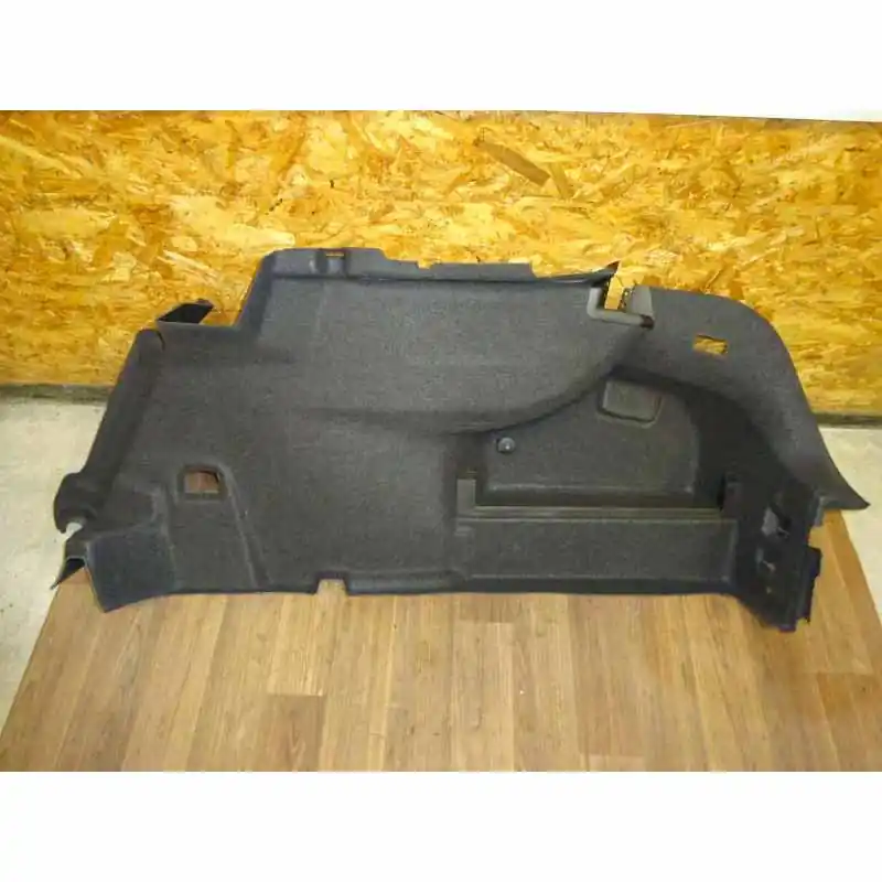 Značkový výplň kufru pravá VW Passat B8 3G0 sedan3G5867428DLCA9