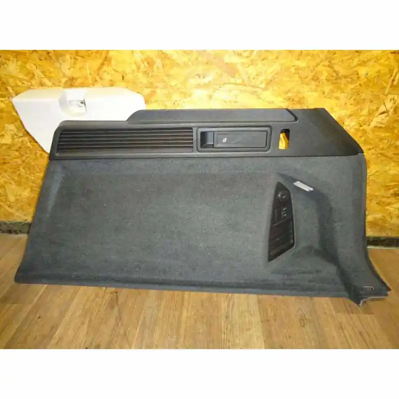 výplň kufru pravá VW Touareg III 760760867038CPEY Ihned K Objednání