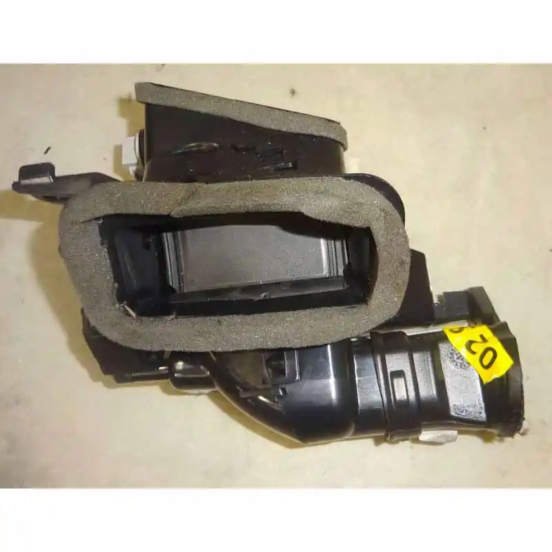 Tovární Cena výdech ventilace pravý AUDI A8 4N04N1819354A