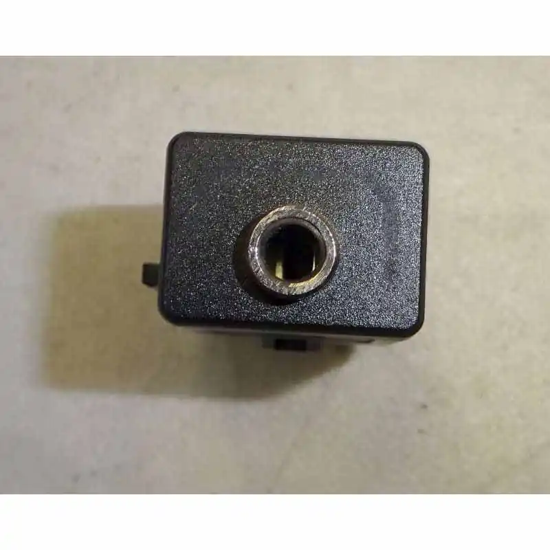 konektor AUX-IN VAG5Q0035724 Rychlé Dodání