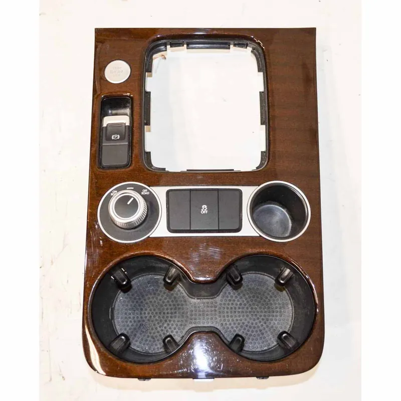 Vysoce Kvalitní rámeček řadící páky DSG + spínače/přepínače VW Touareg 7P0 lift7P1863216A - lehce poškr.