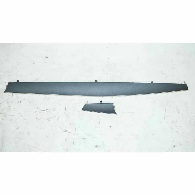 dekorace palubní desky - dekorační lišta AUDI A8 4N04N18543774N18543781V0 Poslední Šance