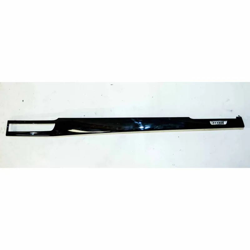 dekorace palubní desky - dekorační lišta AUDI A8 4H0 lift4H1853192 - lehce poškrábaná Akce