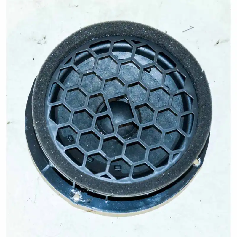 Časově Omezené reproduktor basový zadní levý/pravý ŠKODA Octavia IV 5E35E3035411G