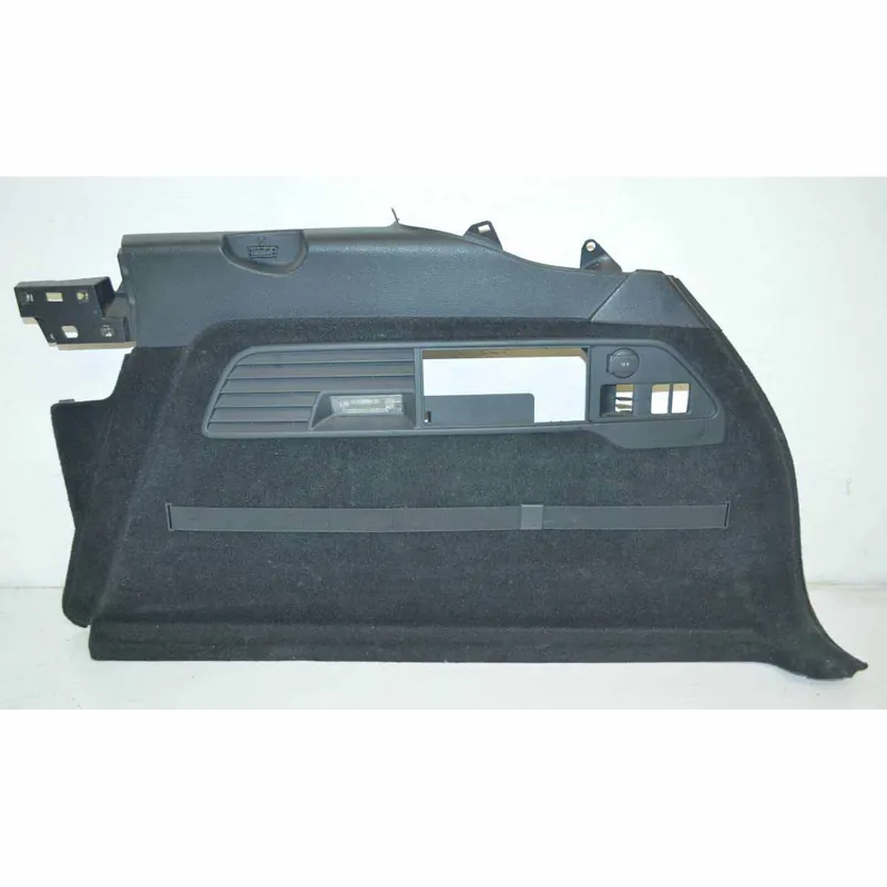 výplň kufru pravá VW Touareg 7P0 (lift)7P68677487P6867038/A - lehce poškrábaná Nakupujte Hned