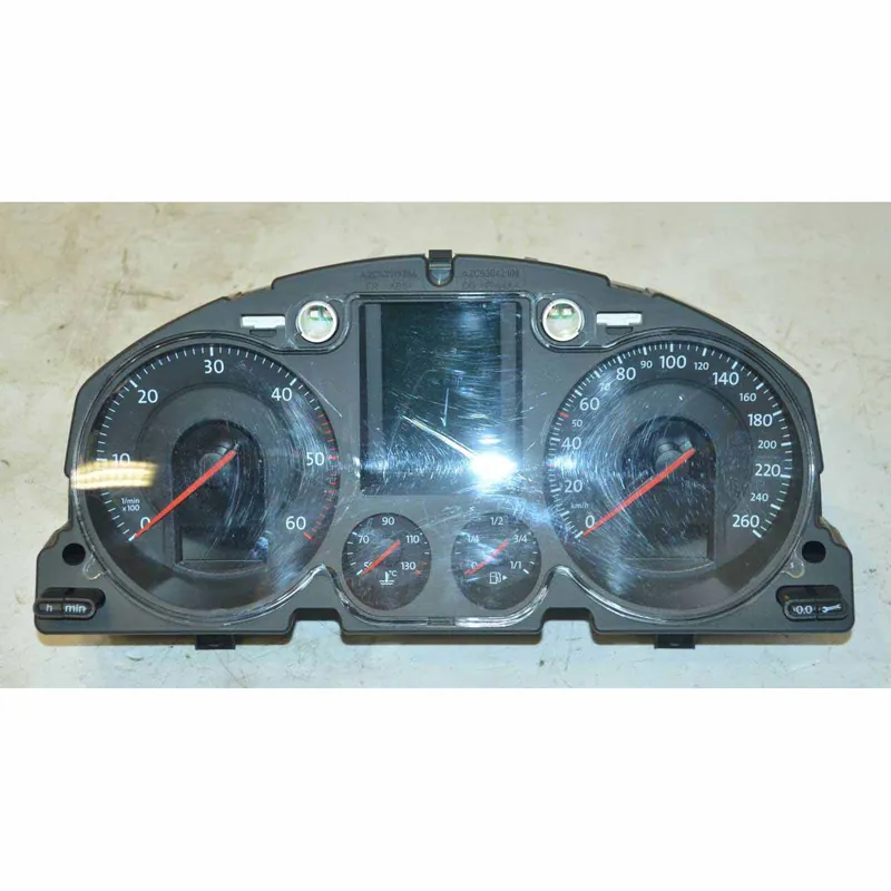 Akční Nabídka přístroje VW Passat B6 3C0 2,0 TDi3C0920871 - poškrábané sklo