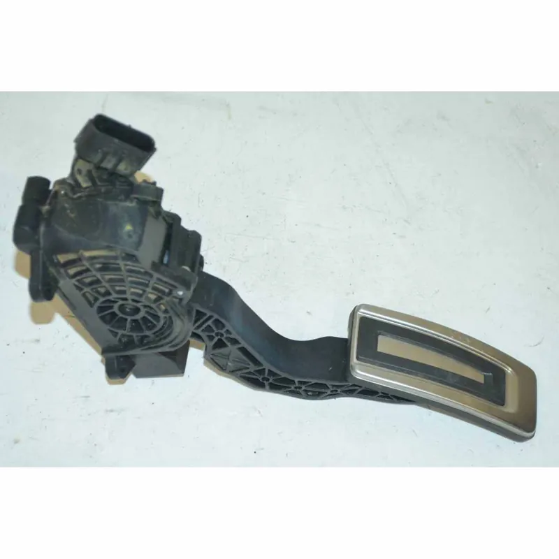 plynový pedál VAG6C2723503A - anglický model Finální Výprodej