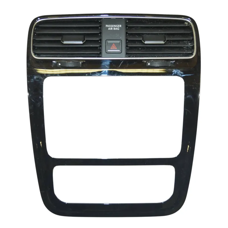 výdechy ventilace střed + rámeček VW Scirocco 1K8 lift1K8819728DY12 - poškrábané Výprodej
