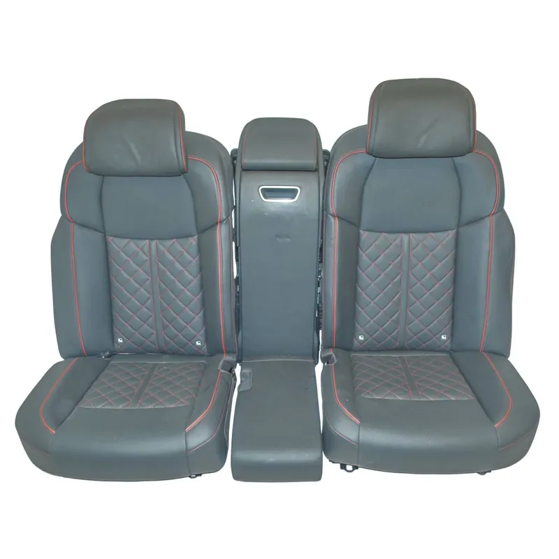 Dokud Zásoby Vydrží zadní sedadla - kůže AUDI A8 4N0 S8 - lehce poškozená