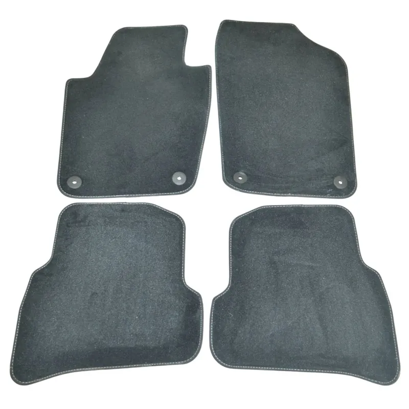 Vrácení Zdarma koberce - sada 4 ks VW Polo 6R0 6C06R1863011LFII