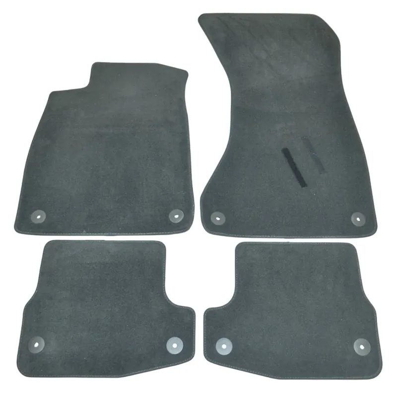 Aktuální koberce - sada 4 ks AUDI A5 8W6 F5 A4 8W08W1863691A8W1863691BQA5