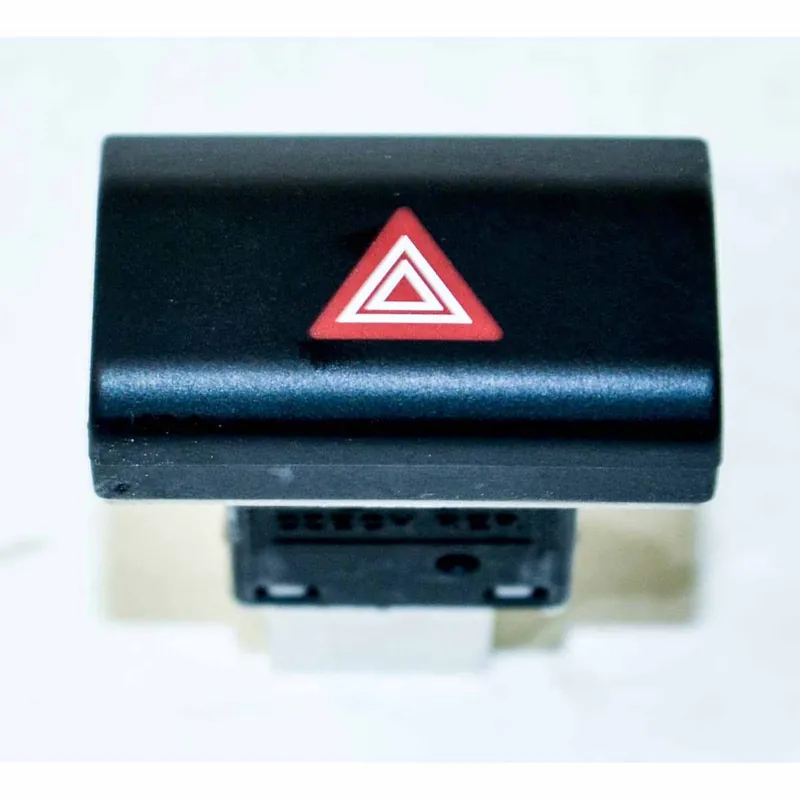 Finální Výprodej spínač výstražných světel ŠKODA Superb II 3T03T0953235DWHS