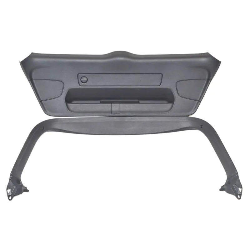 výplň zadních pátých dveří AUDI A3 8V0 (lift) 3DV8V3867979G8V3867973D Akce