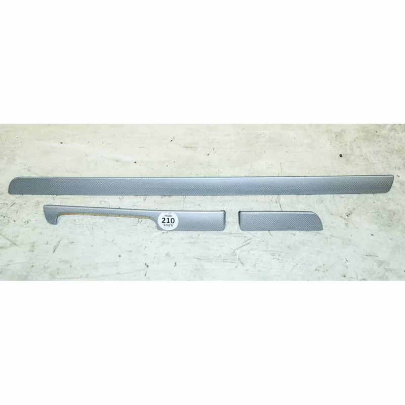 Cenová Bomba dekorace palubní desky - dekorační lišty VW Scirocco 1K8 1K1858420 1K1858419 1K1858529 XI1