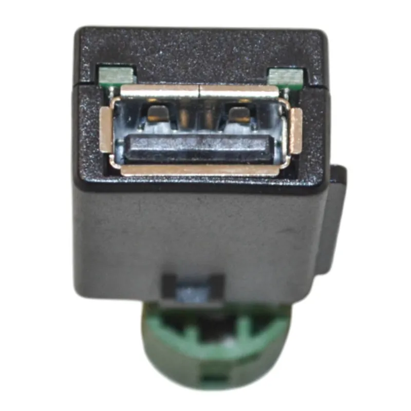 Objednat Nyní konektor USB VAG5Q0035726
